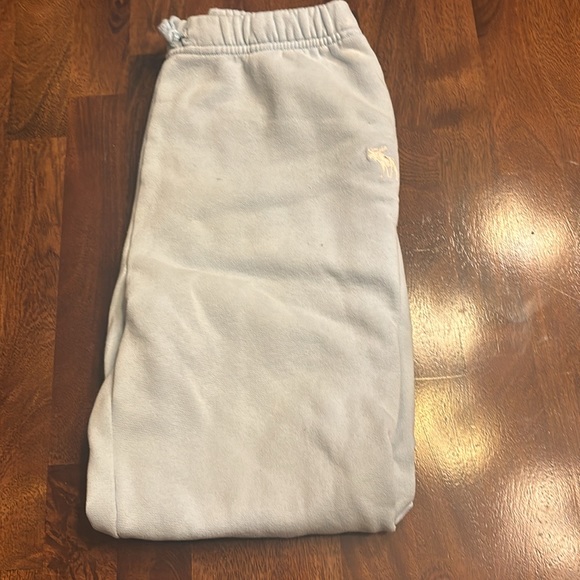 Abercrombie kids light blue sweatpants - Picture 3 of 4